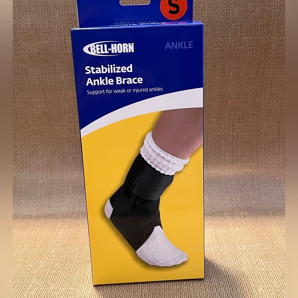 Brand new ankle brace